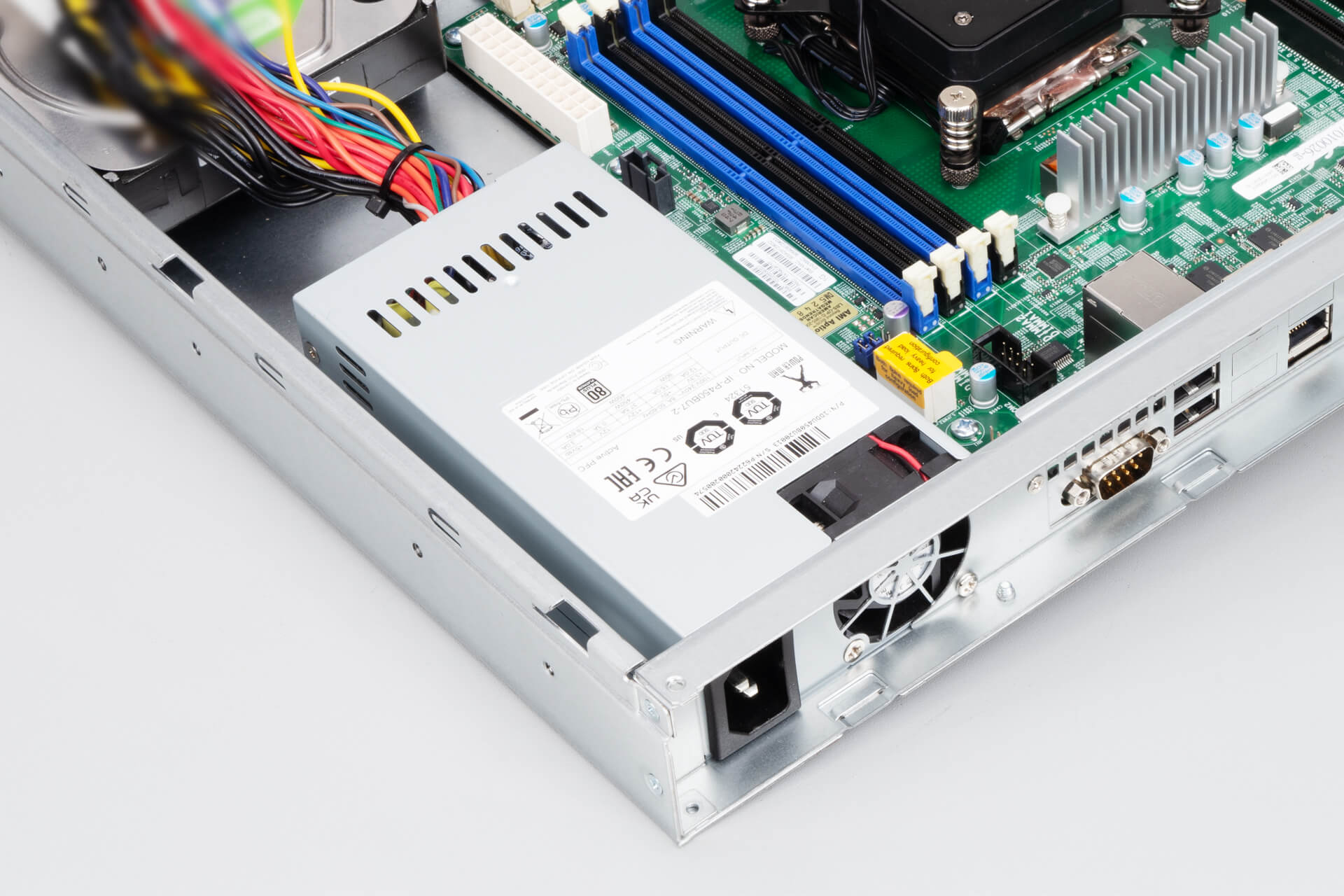  IW-RL100 - server system assembly